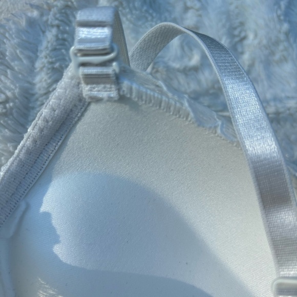 Rene Rofe Set of 3 Lace Extreme Push Up Bras - Picture 10 of 16